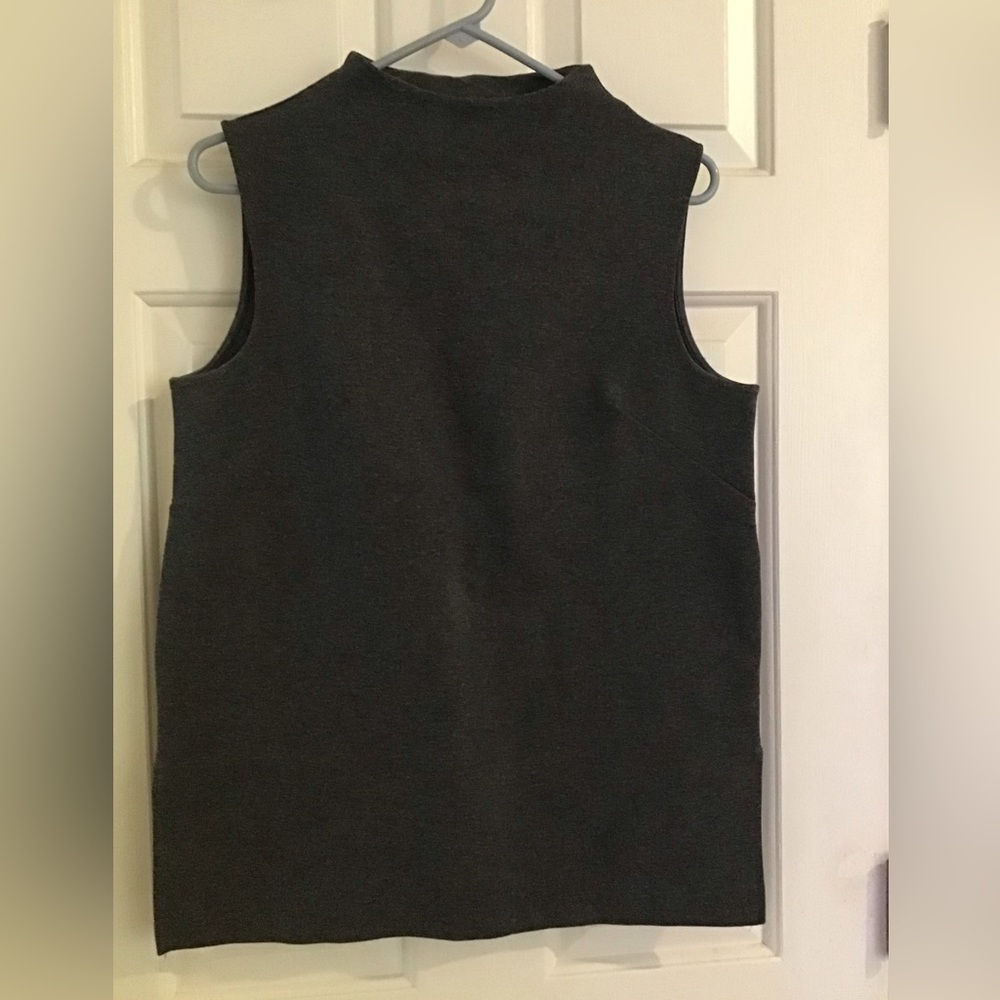 H & M top